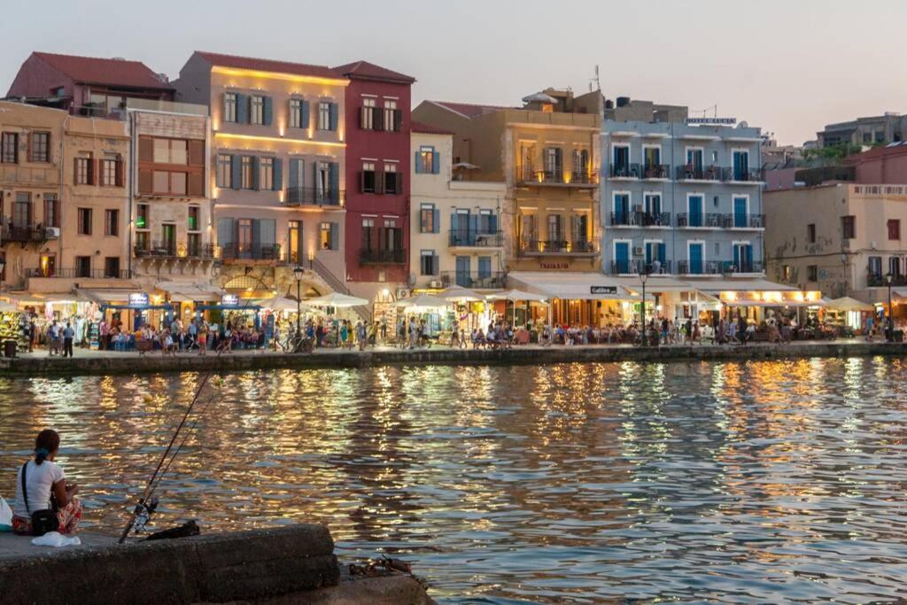 Sea & Town Getaway * Khania